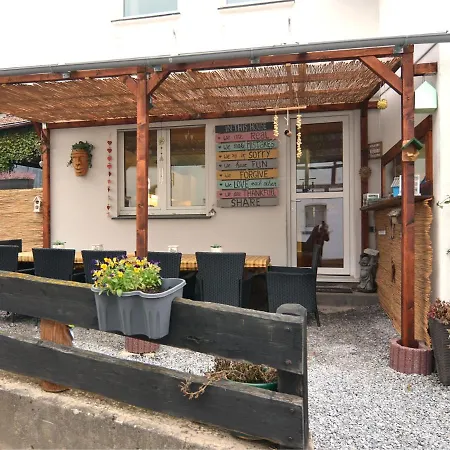 Modern Holiday In With Bar Holiday home